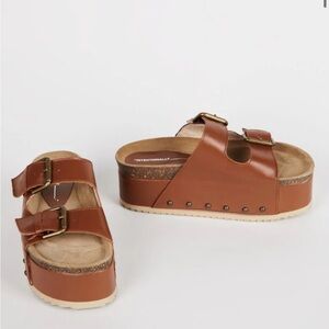 Free People x Intentionally Cooper-2 Platform Sandal size 9.5-10 NEW